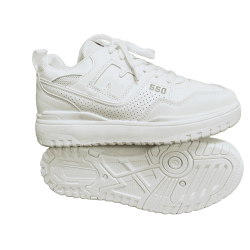 Sneaker - 550 High Quality Sneakers with 35 to 39 sizes