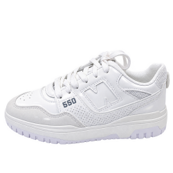Sneaker - 550 High Quality Sneakers with 35 to 39 sizes
